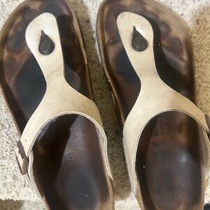 Birkenstock Women's Tan Sandals